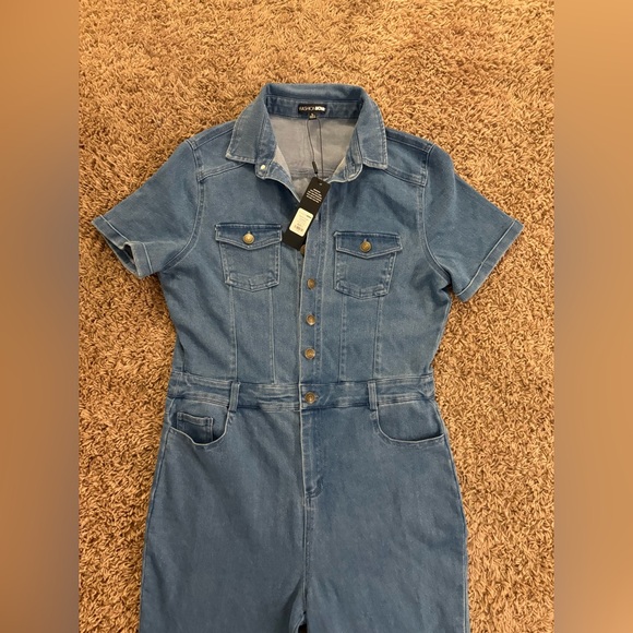 Women's Blue Denim Jumpsuit - Picture 4 of 8